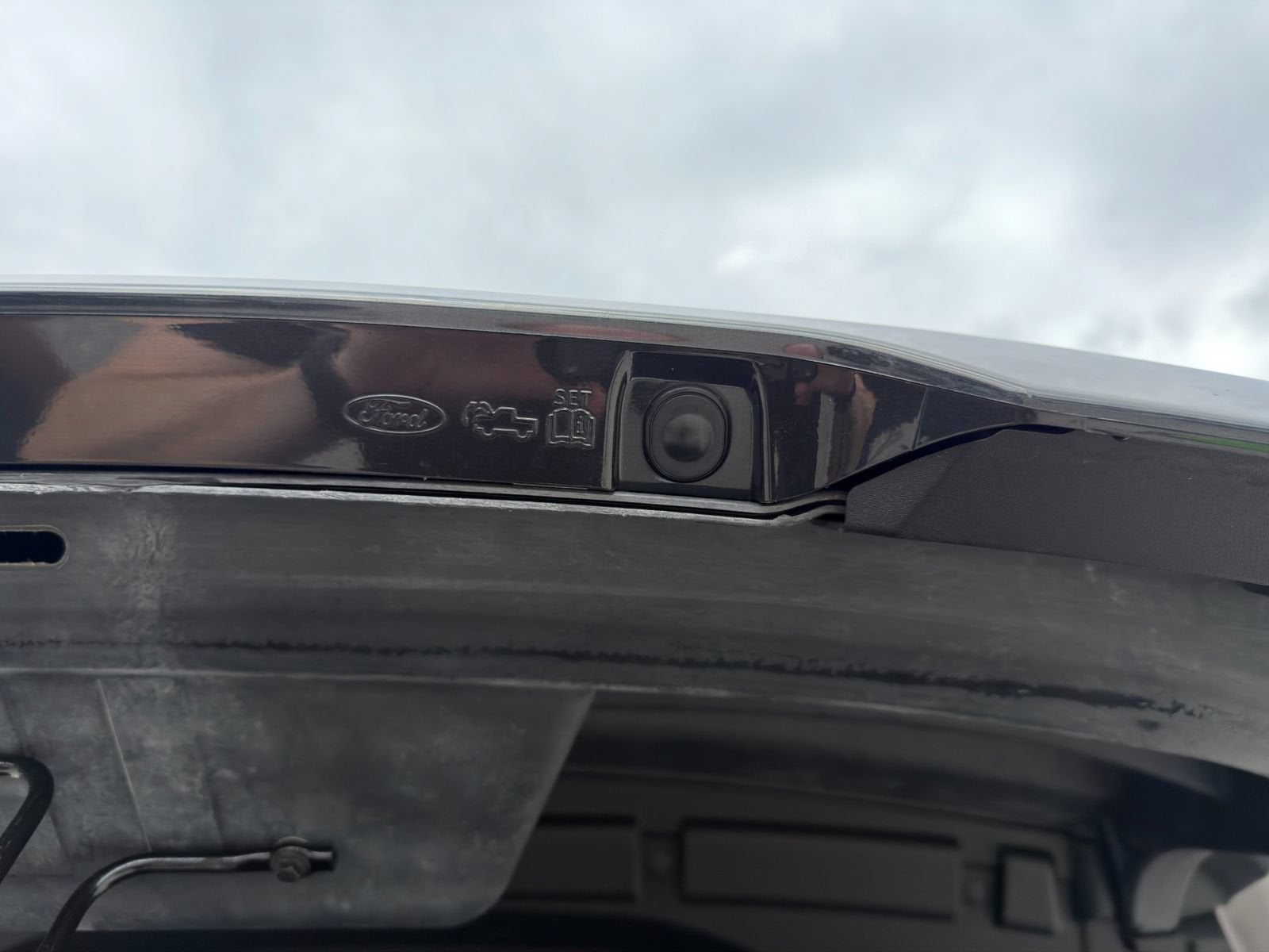 2025 Ford F-150 Lightning Platinum