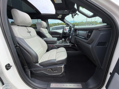 2025 Ford F-150 Lightning Platinum
