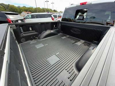2025 Ford F-150 Lightning Platinum