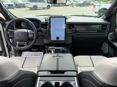 2025 Ford F-150 Lightning Platinum