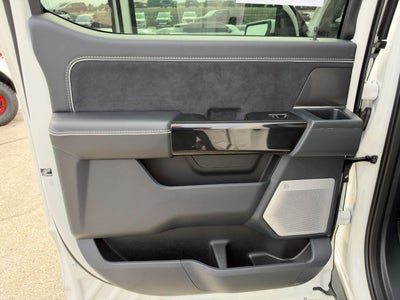 2025 Ford F-150 Lightning Platinum