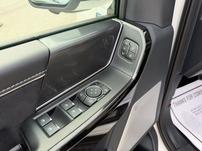 2025 Ford F-150 Lightning Platinum