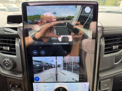2025 Ford F-150 Lightning Platinum