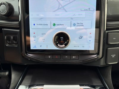 2025 Ford F-150 Lightning Platinum