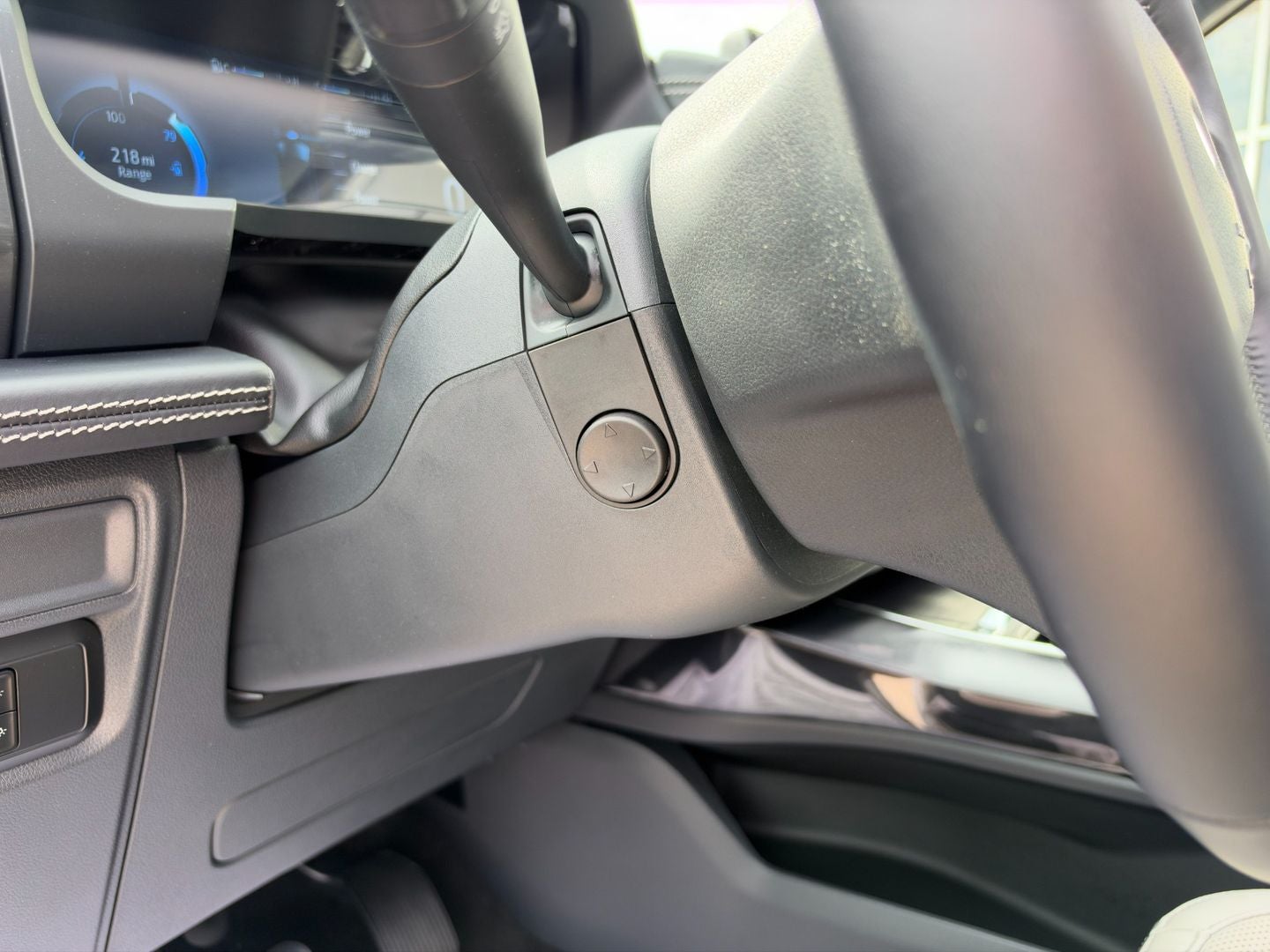 2025 Ford F-150 Lightning Platinum