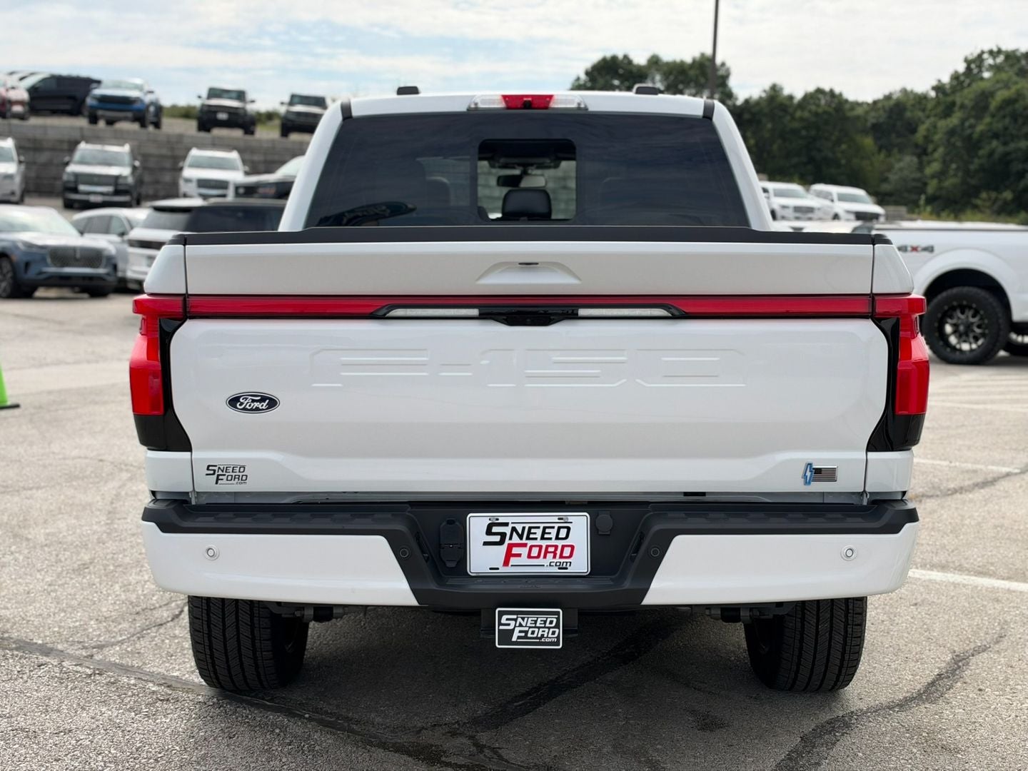 2025 Ford F-150 Lightning Platinum