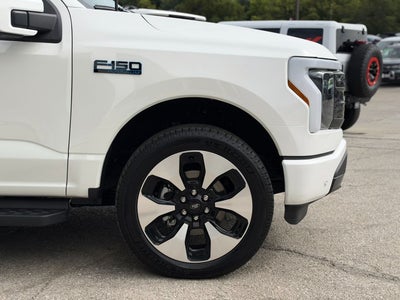 2025 Ford F-150 Lightning Platinum