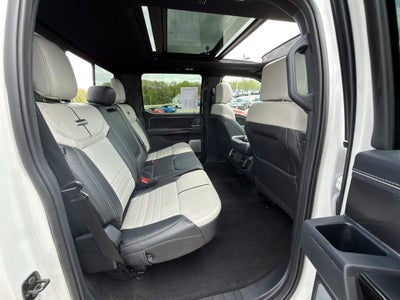 2025 Ford F-150 Lightning Platinum