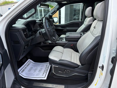 2025 Ford F-150 Lightning Platinum