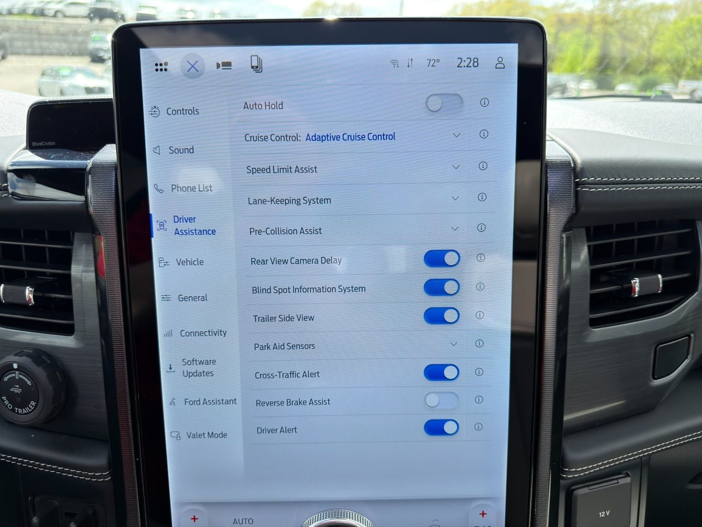 2025 Ford F-150 Lightning Platinum