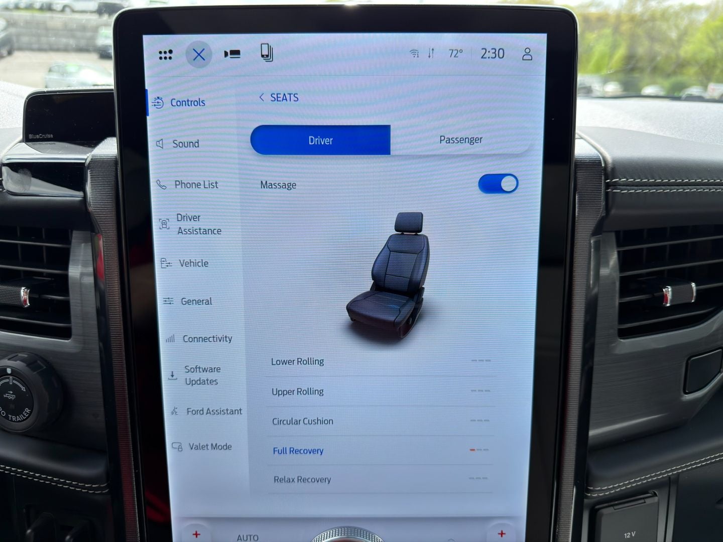 2025 Ford F-150 Lightning Platinum