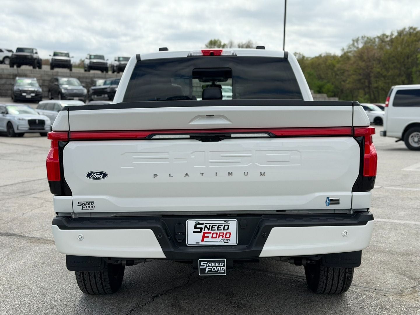 2025 Ford F-150 Lightning Platinum