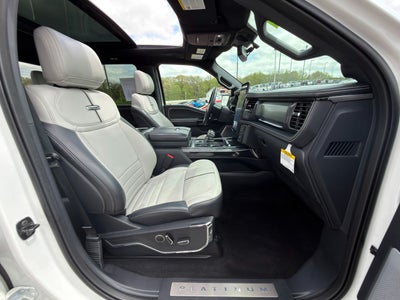 2025 Ford F-150 Lightning Platinum