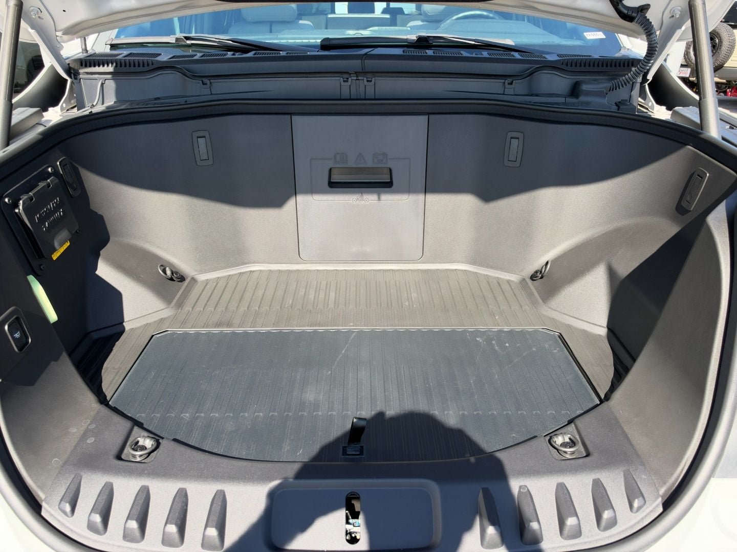2024 Ford F-150 Lightning Platinum