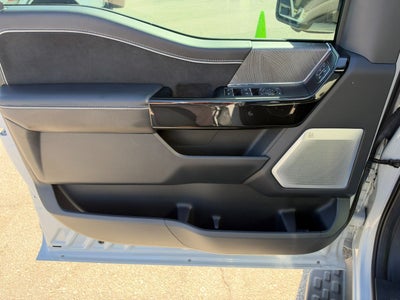 2024 Ford F-150 Lightning Platinum