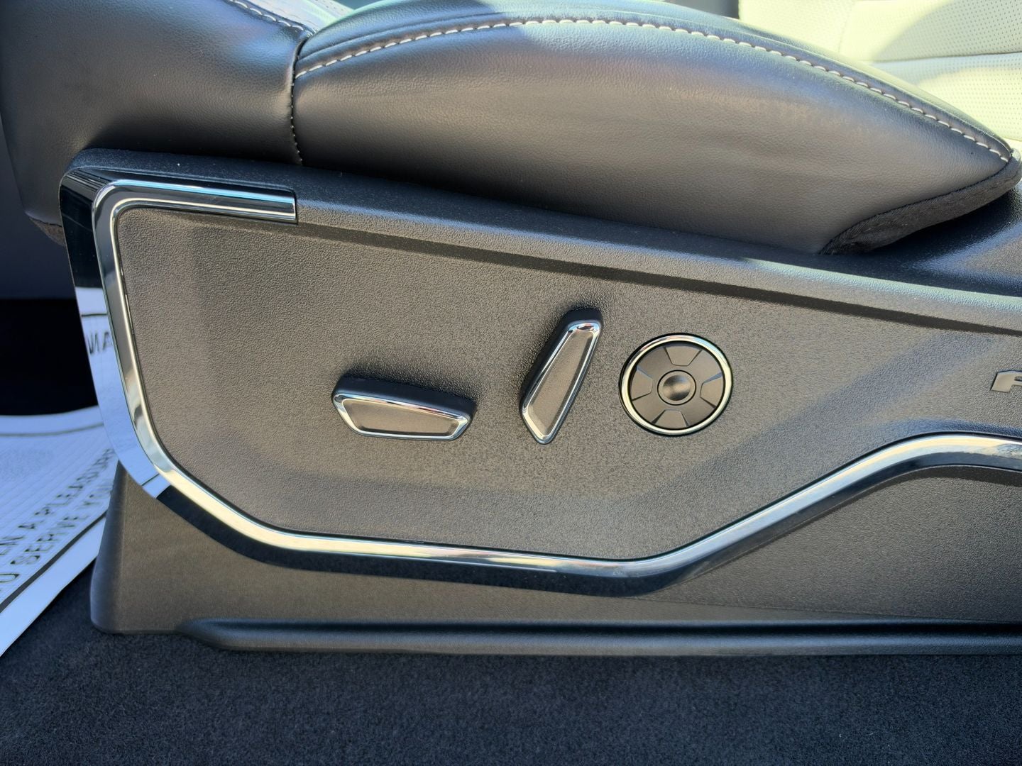 2024 Ford F-150 Lightning Platinum