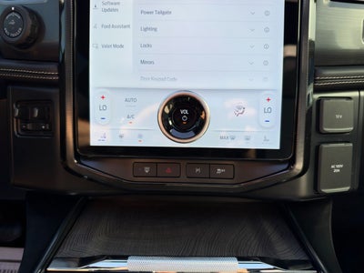 2024 Ford F-150 Lightning Platinum