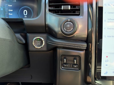 2024 Ford F-150 Lightning Platinum
