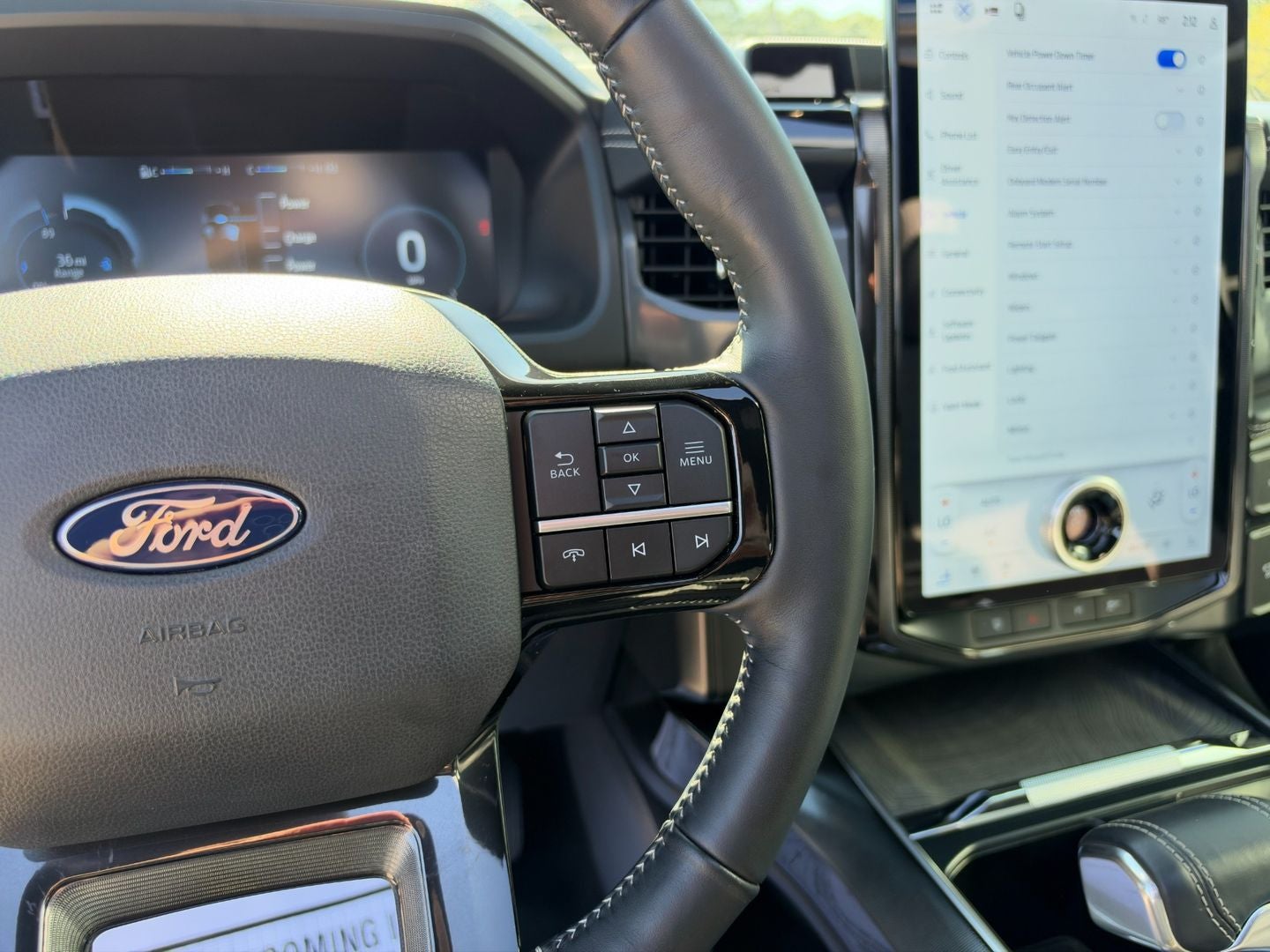 2024 Ford F-150 Lightning Platinum