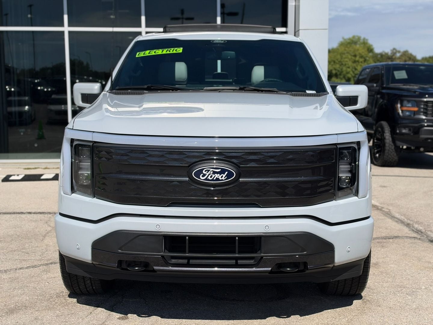 2025 Ford F-150 Lightning Platinum