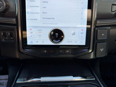2025 Ford F-150 Lightning Platinum