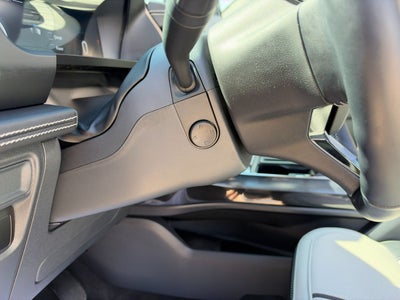2025 Ford F-150 Lightning Platinum