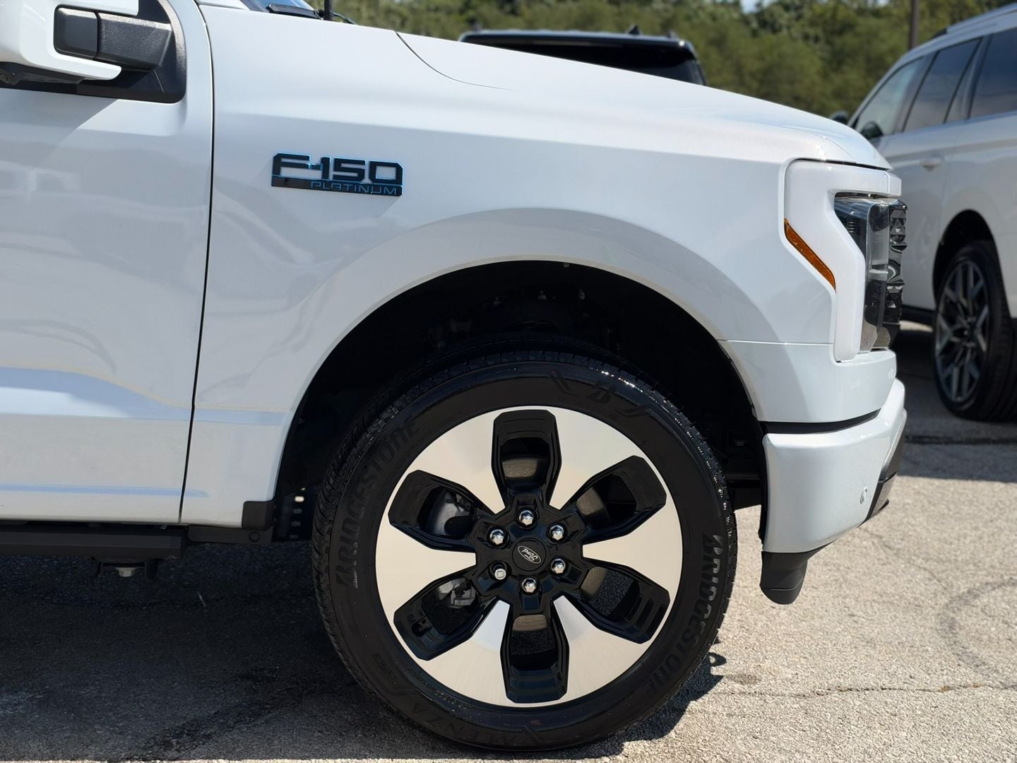 2025 Ford F-150 Lightning Platinum