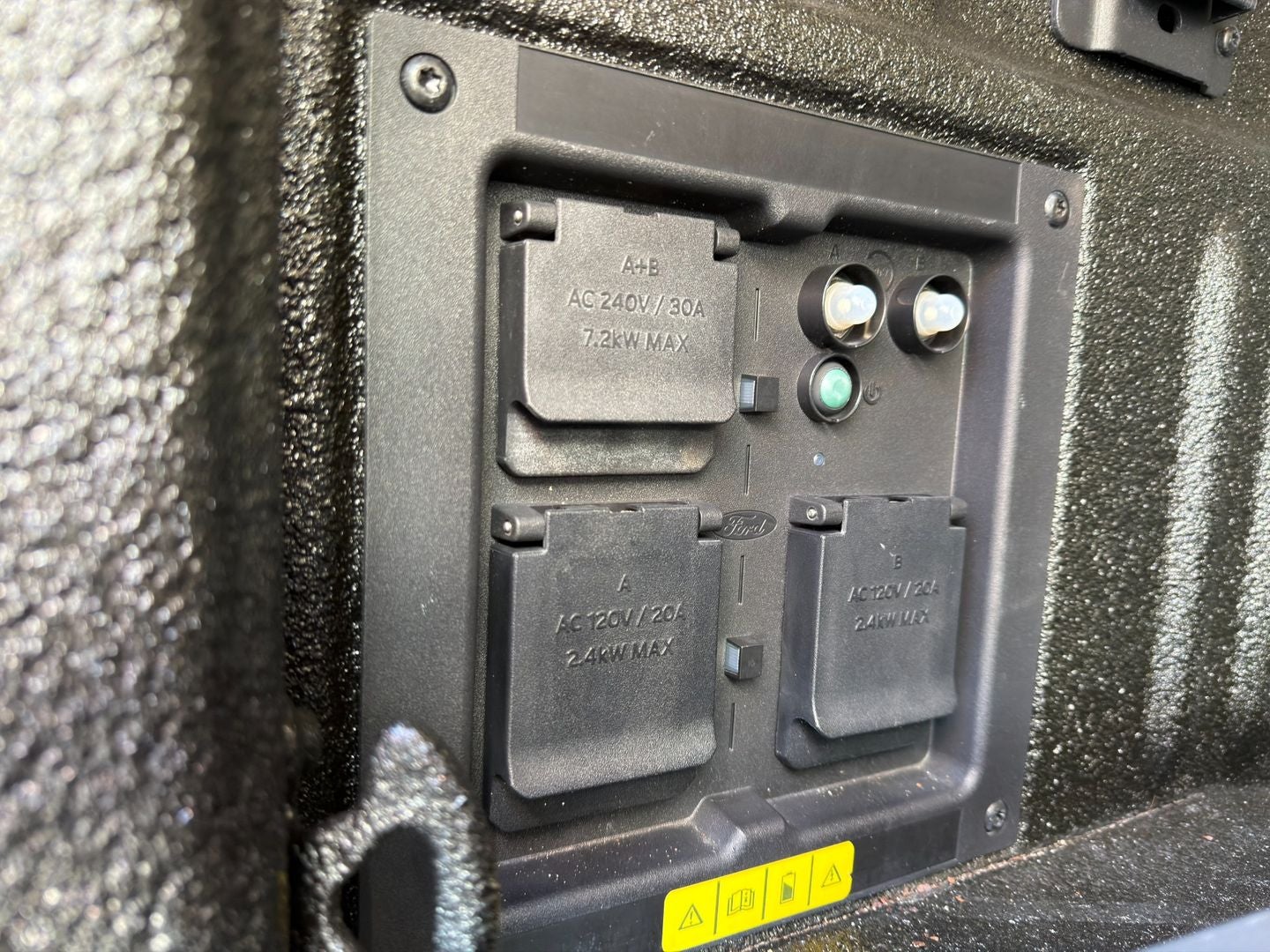 2024 Ford F-150 Lightning Platinum