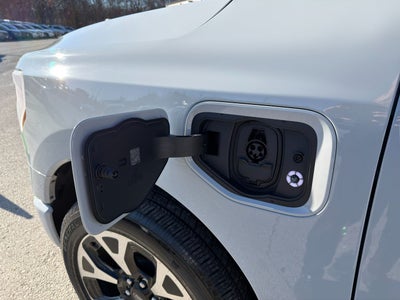 2024 Ford F-150 Lightning Platinum