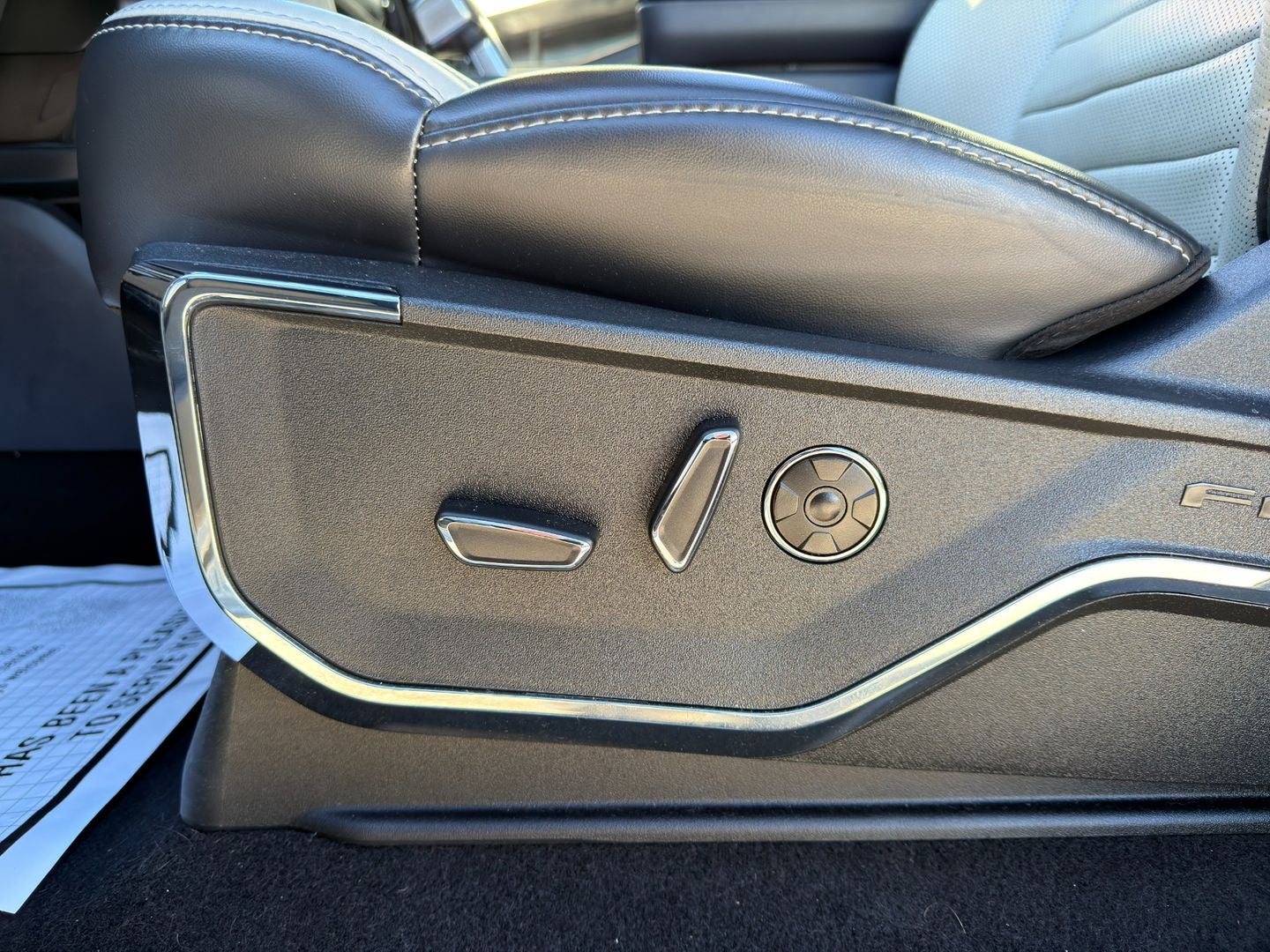 2024 Ford F-150 Lightning Platinum