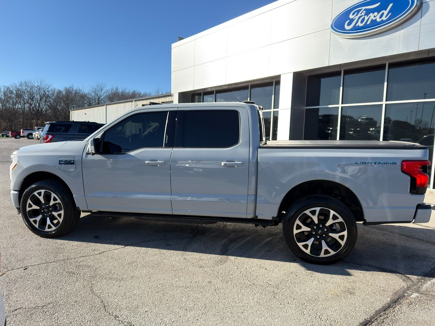 2024 Ford F-150 Lightning Platinum