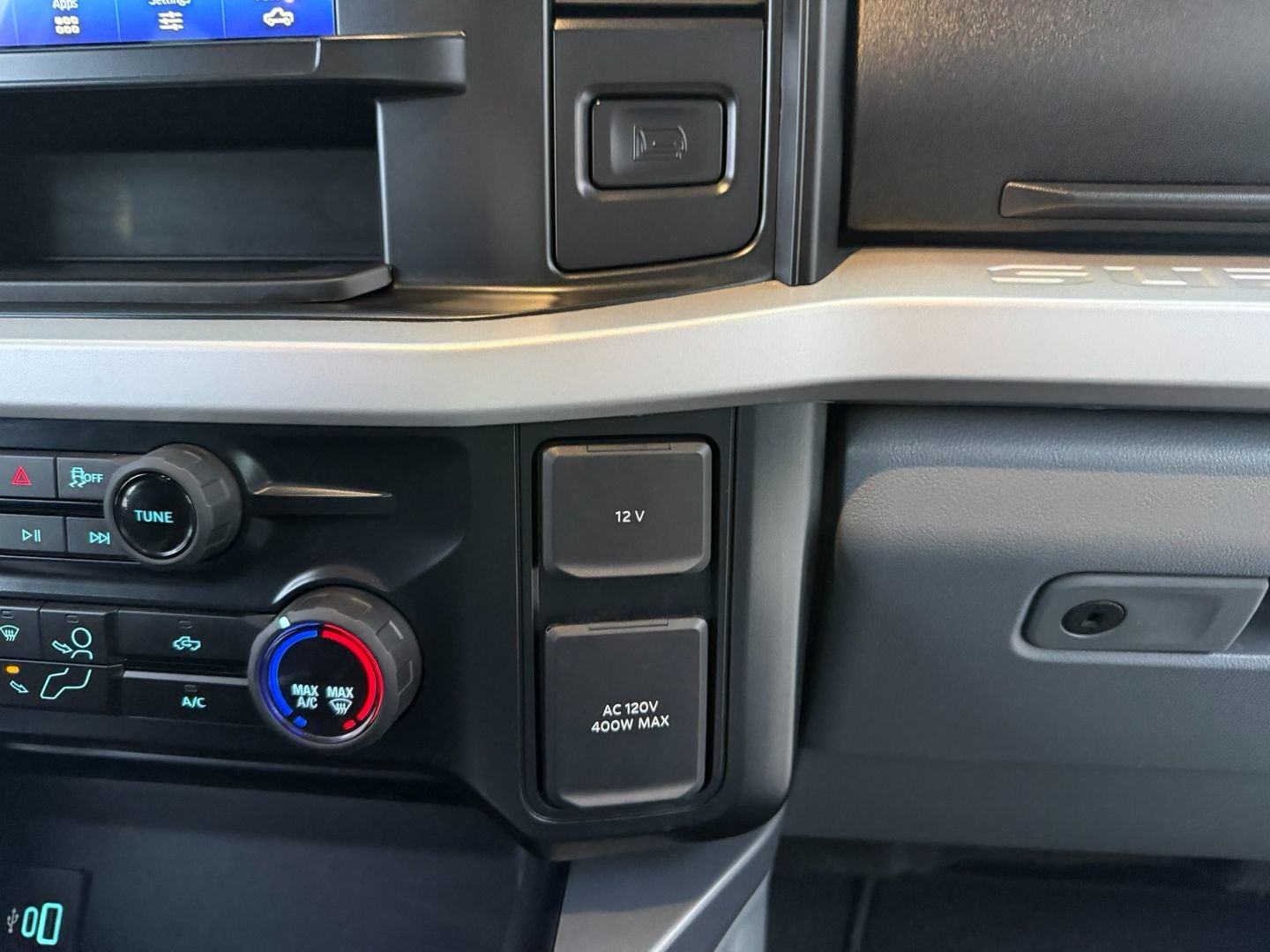 2025 Ford Super Duty F-250 SRW XLT 4X4