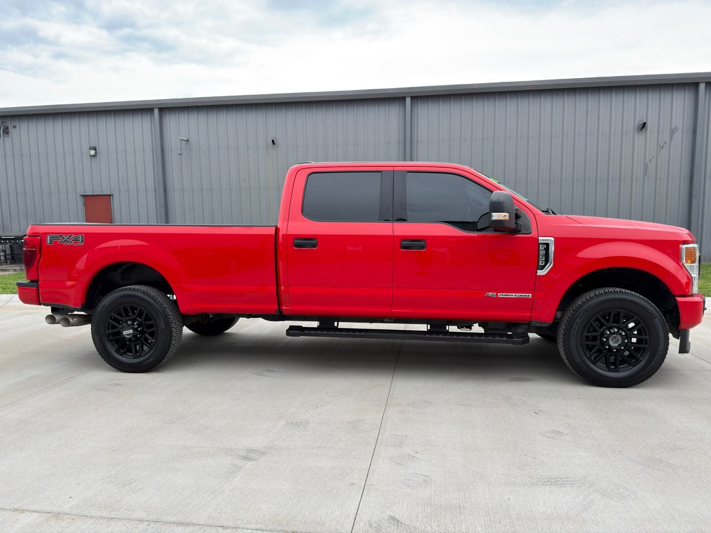 2022 Ford Super Duty F-250 SRW XLT 4X4