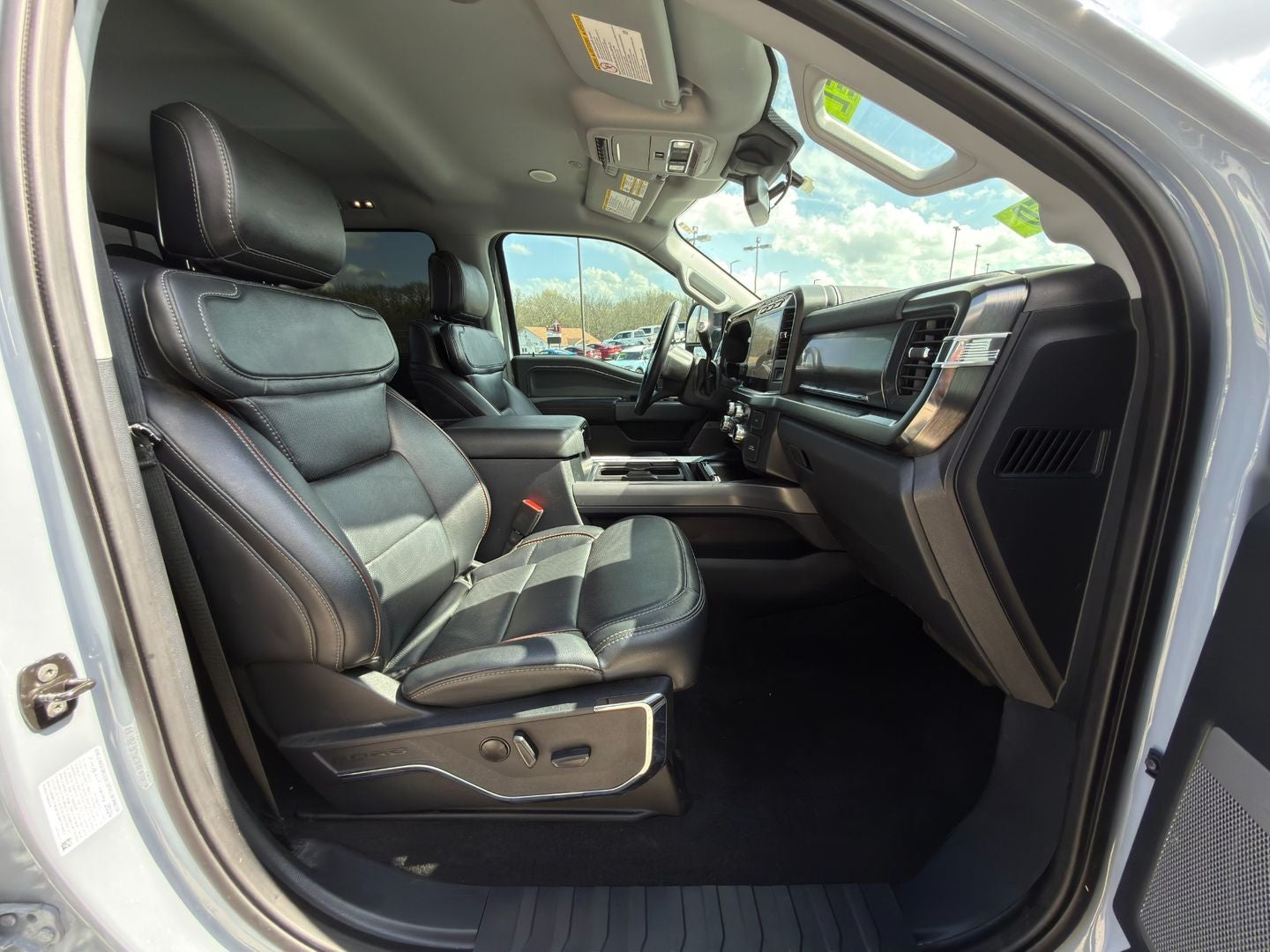 2024 Ford Super Duty F-250 SRW Lariat 4X4