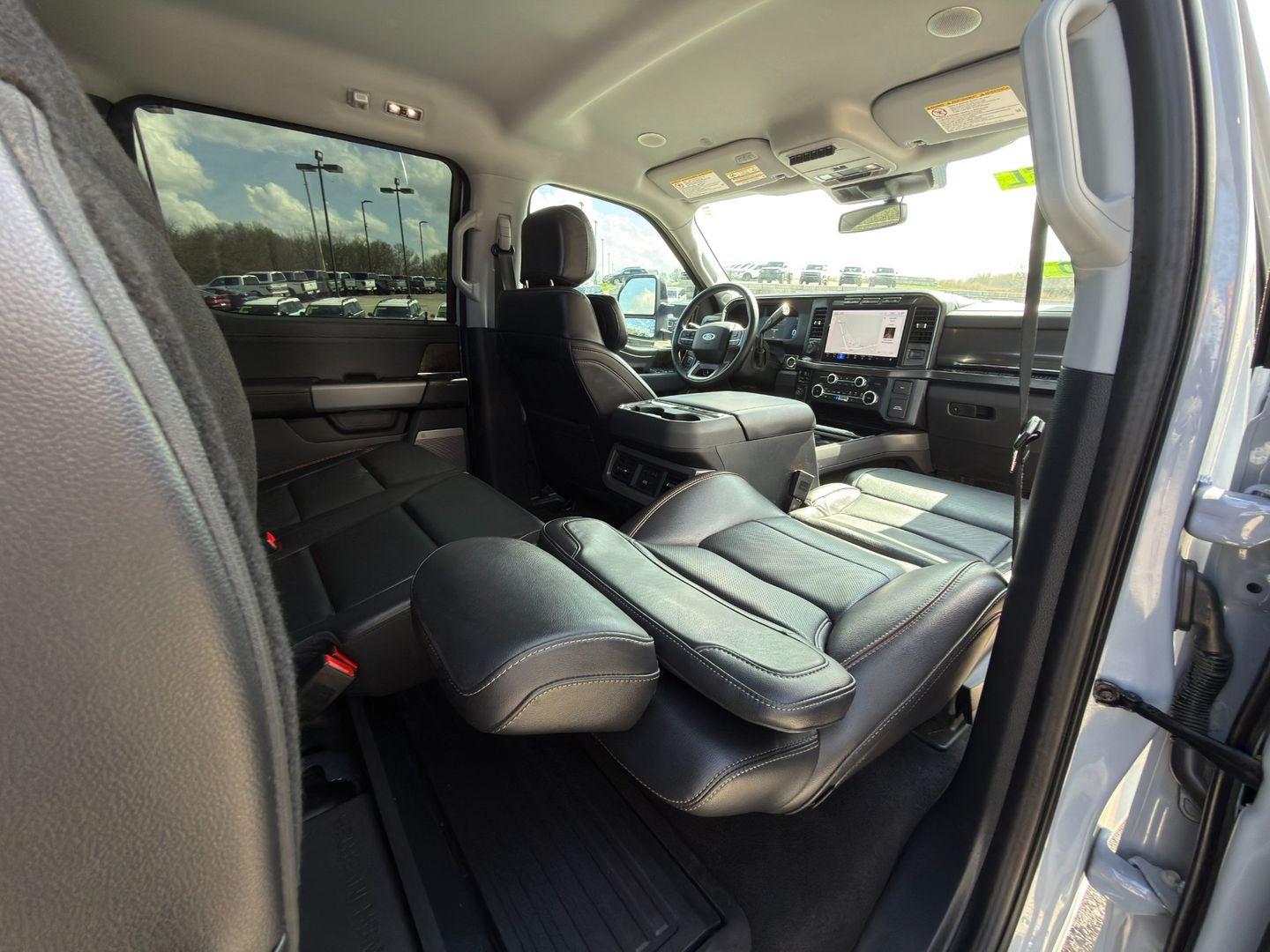 2024 Ford Super Duty F-250 SRW Lariat 4X4