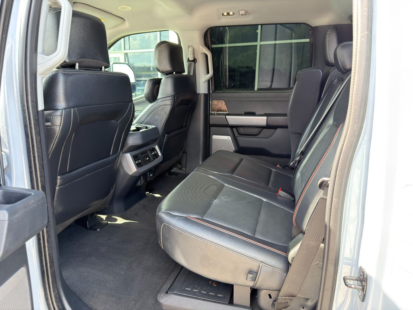 2024 Ford Super Duty F-250 SRW Lariat 4X4