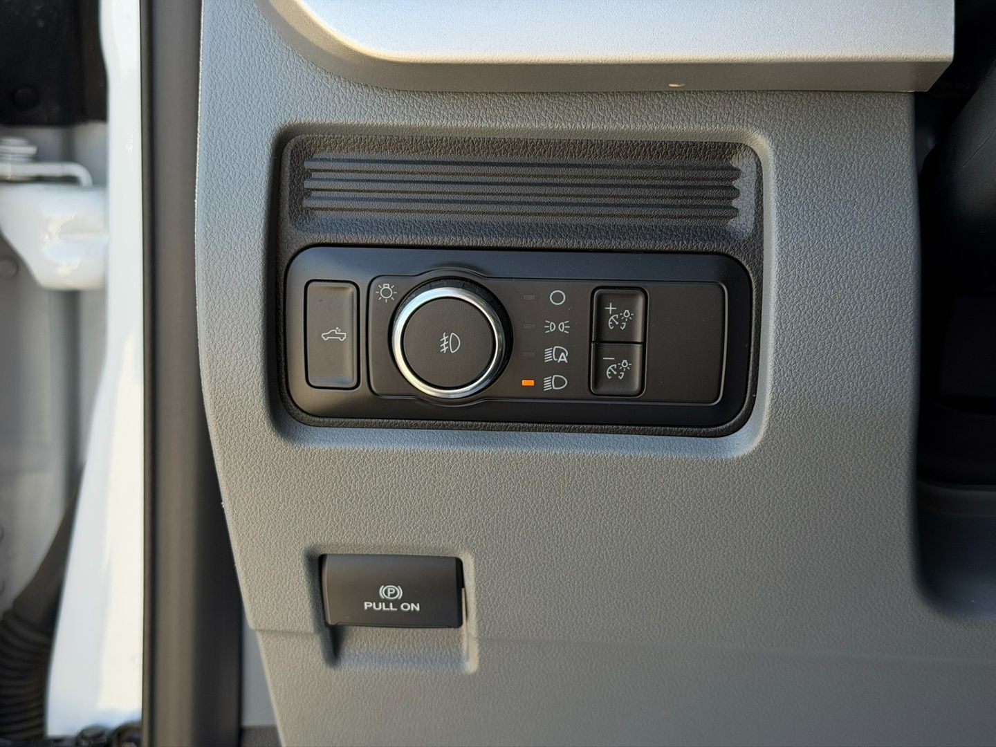 2024 Ford Super Duty F-250 SRW XL 4X4