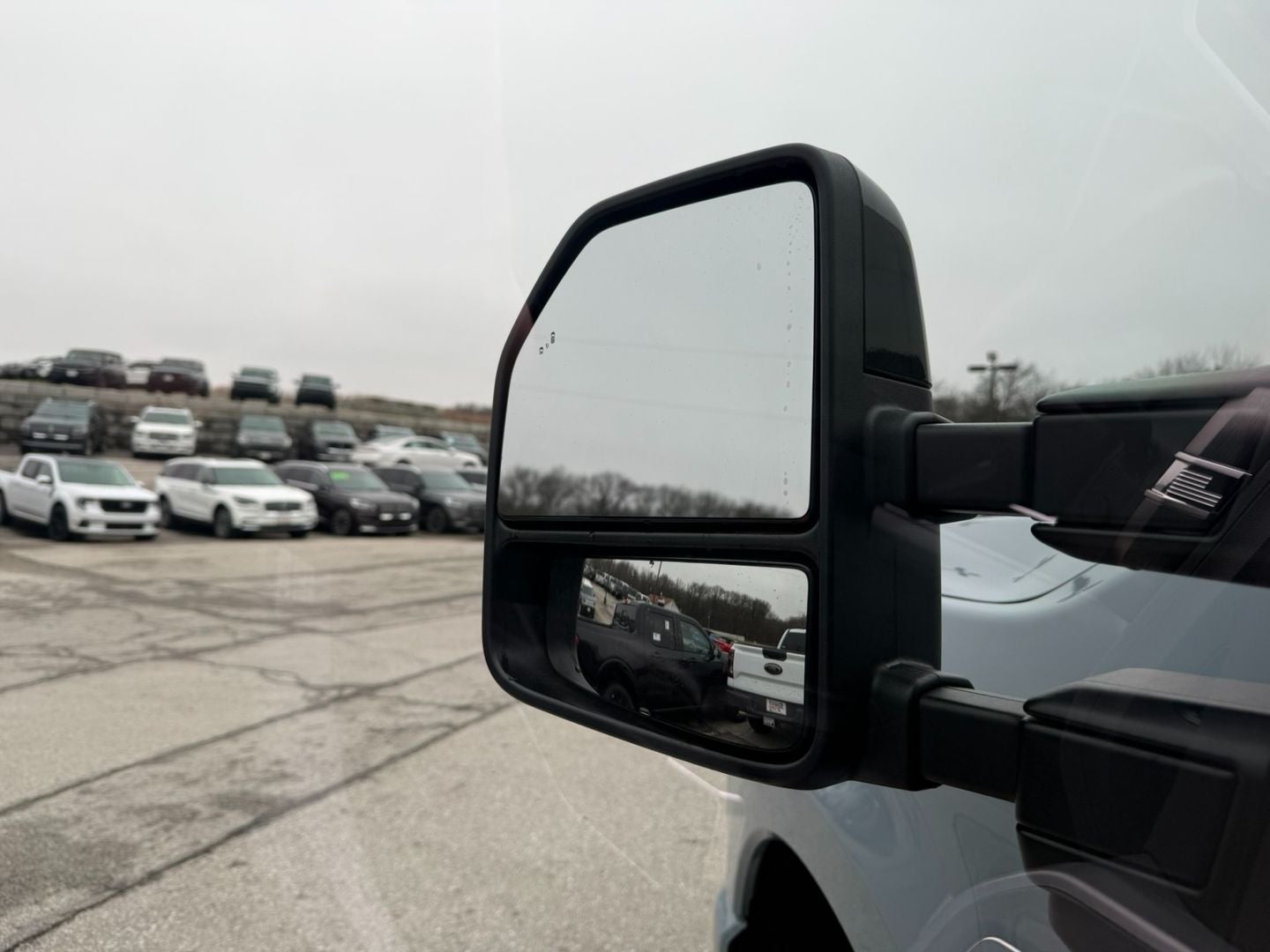 2024 Ford Super Duty F-250 SRW Lariat 4X4