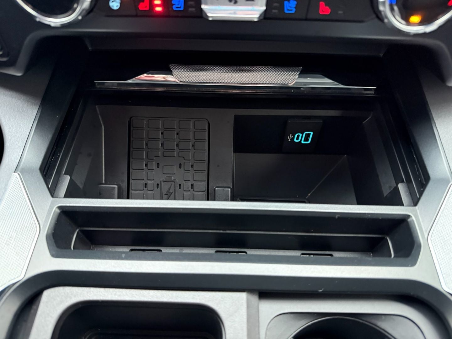 2024 Ford Super Duty F-250 SRW Lariat 4X4