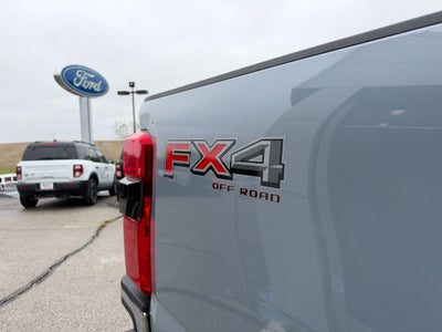 2027 Ford Super Duty F-350 SRW F-350® Lariat®