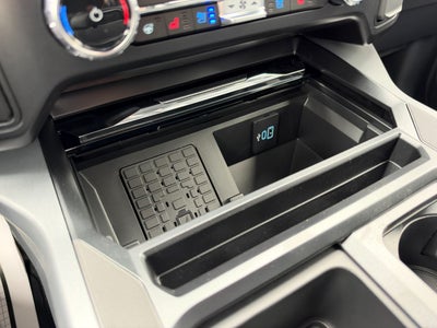 2027 Ford Super Duty F-350 SRW F-350® Lariat®
