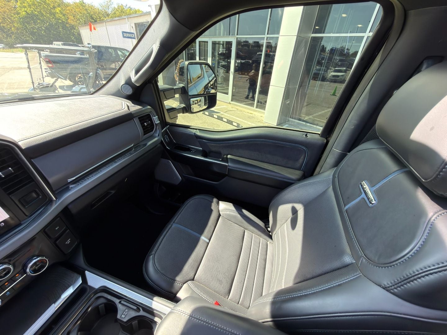 2025 Ford Super Duty F-350 SRW Platinum 4X4