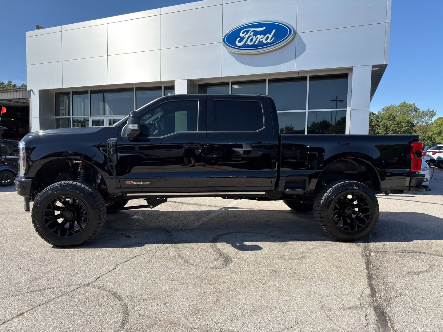 2025 Ford Super Duty F-350 SRW Platinum 4X4