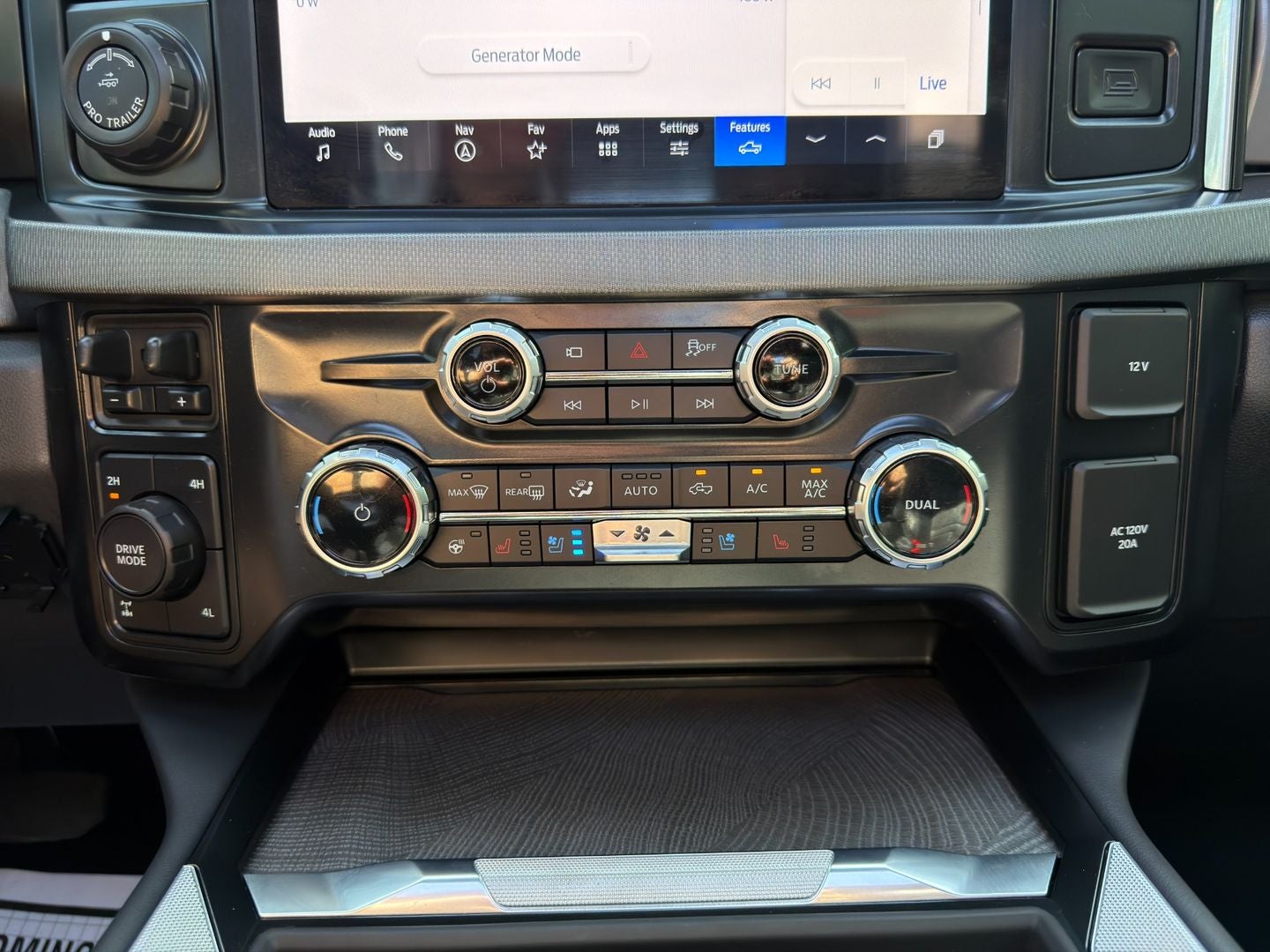 2025 Ford Super Duty F-350 SRW Platinum 4X4
