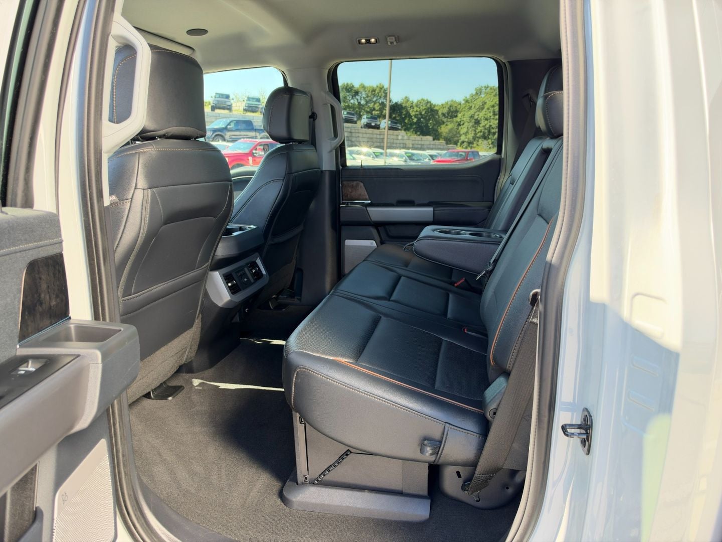 2025 Ford Super Duty F-350 SRW Lariat 4X4
