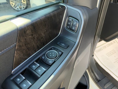 2025 Ford Super Duty F-350 SRW Lariat 4X4