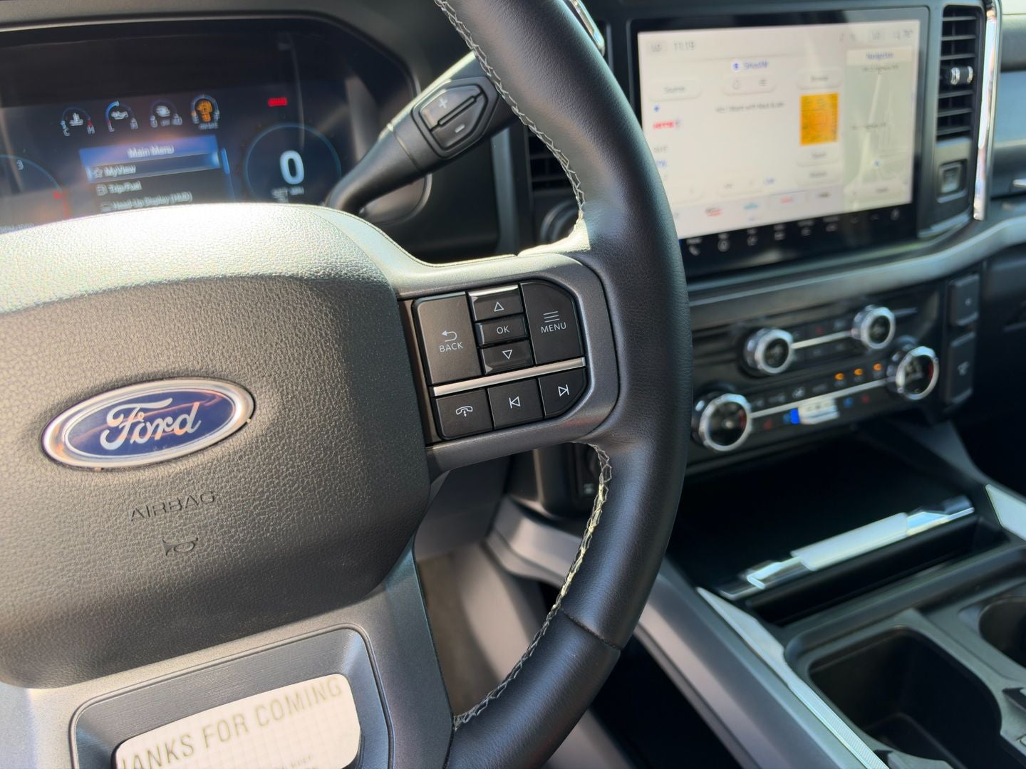 2025 Ford Super Duty F-350 SRW Lariat 4X4