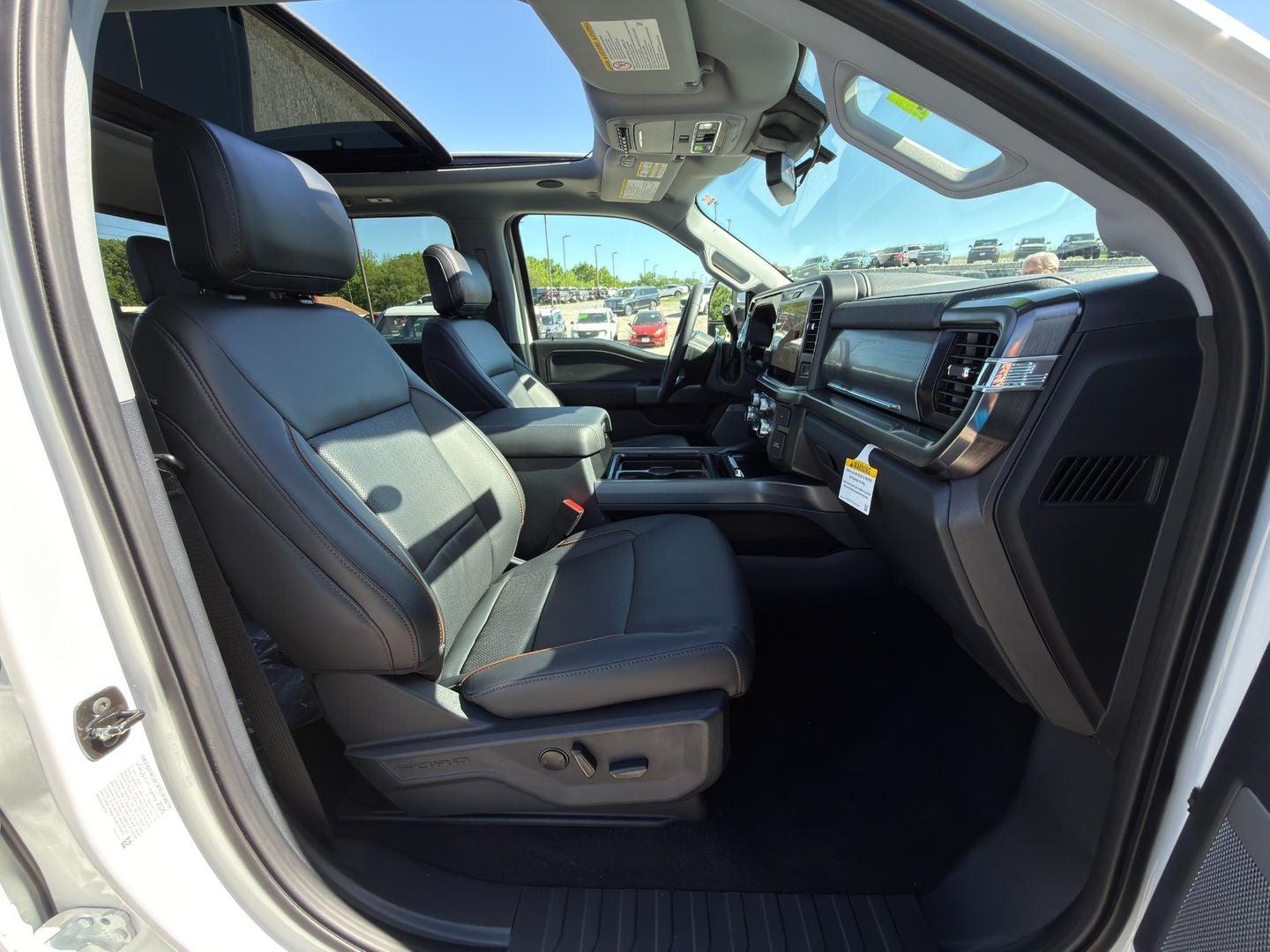 2026 Ford Super Duty F-350® Lariat®