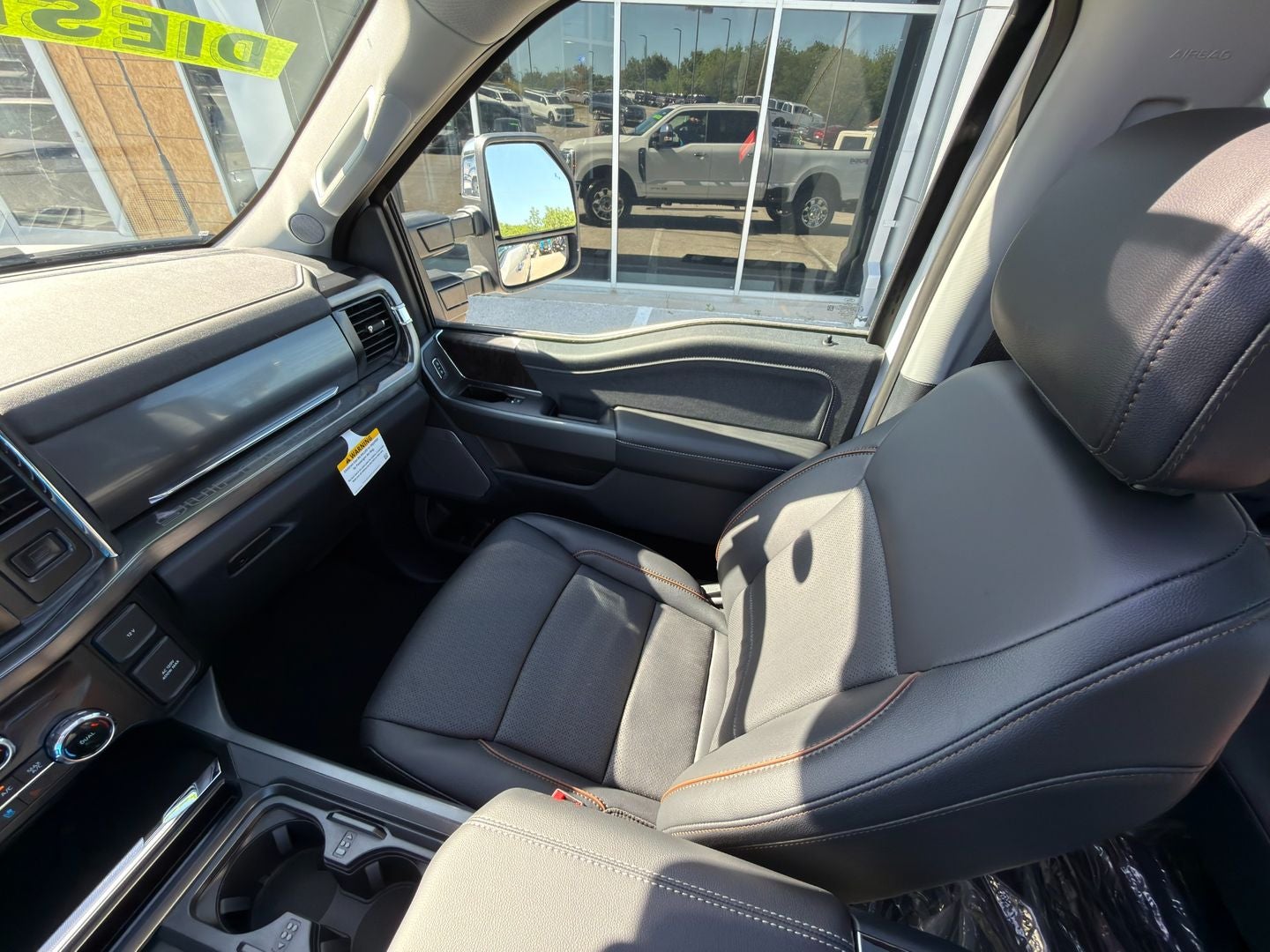 2026 Ford Super Duty F-350® Lariat®
