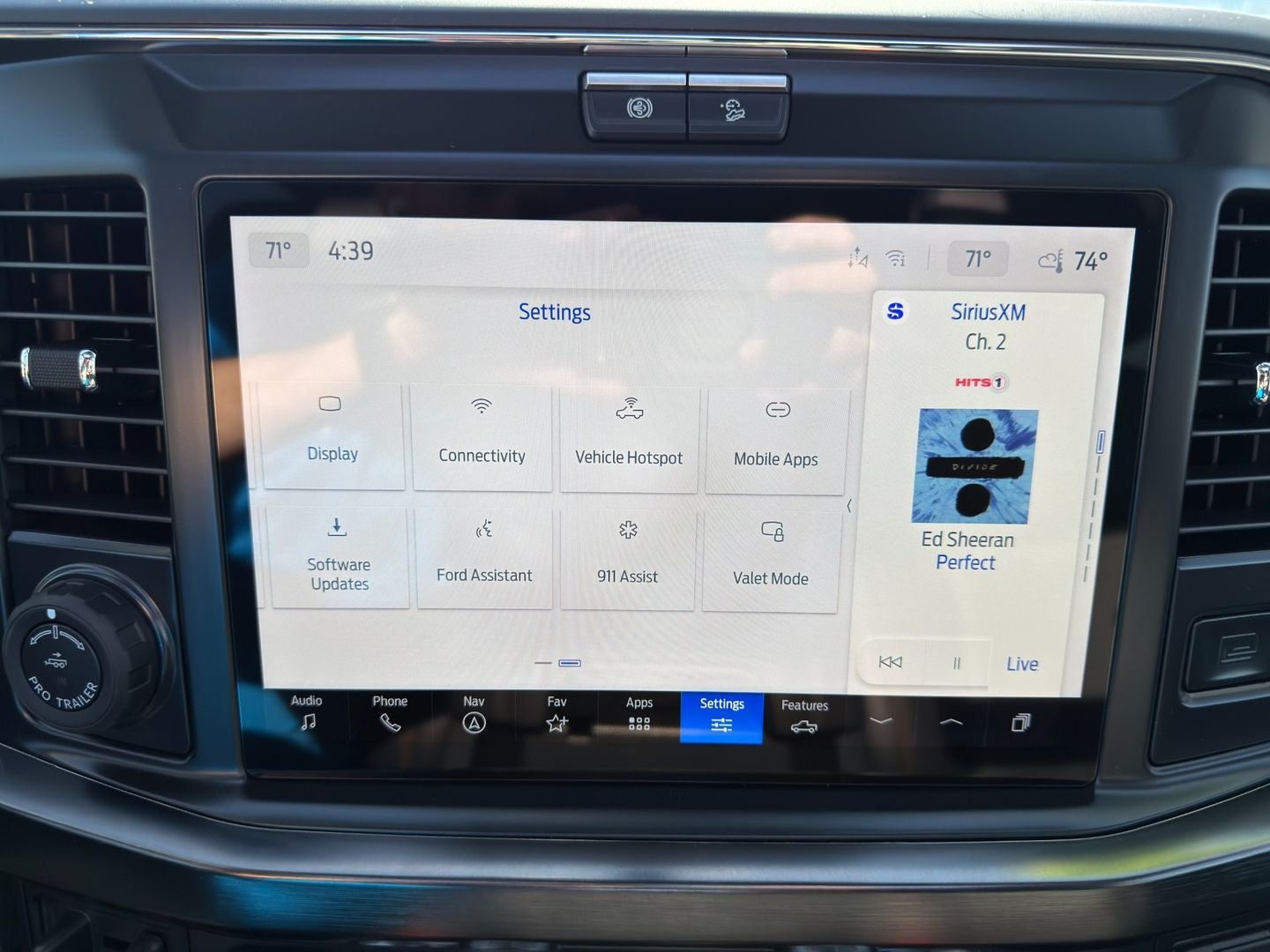 2026 Ford Super Duty F-350® Lariat®